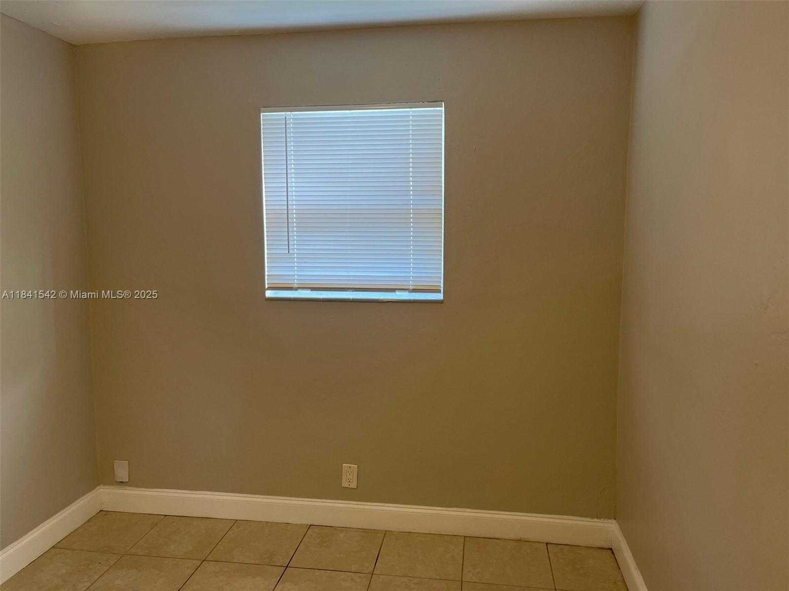 Small Image of 1450 NORTH 64TH AVE, Hollywood Number 20