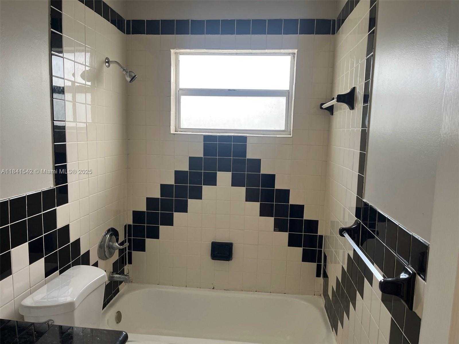 Small Image of 1450 NORTH 64TH AVE, Hollywood Number 23