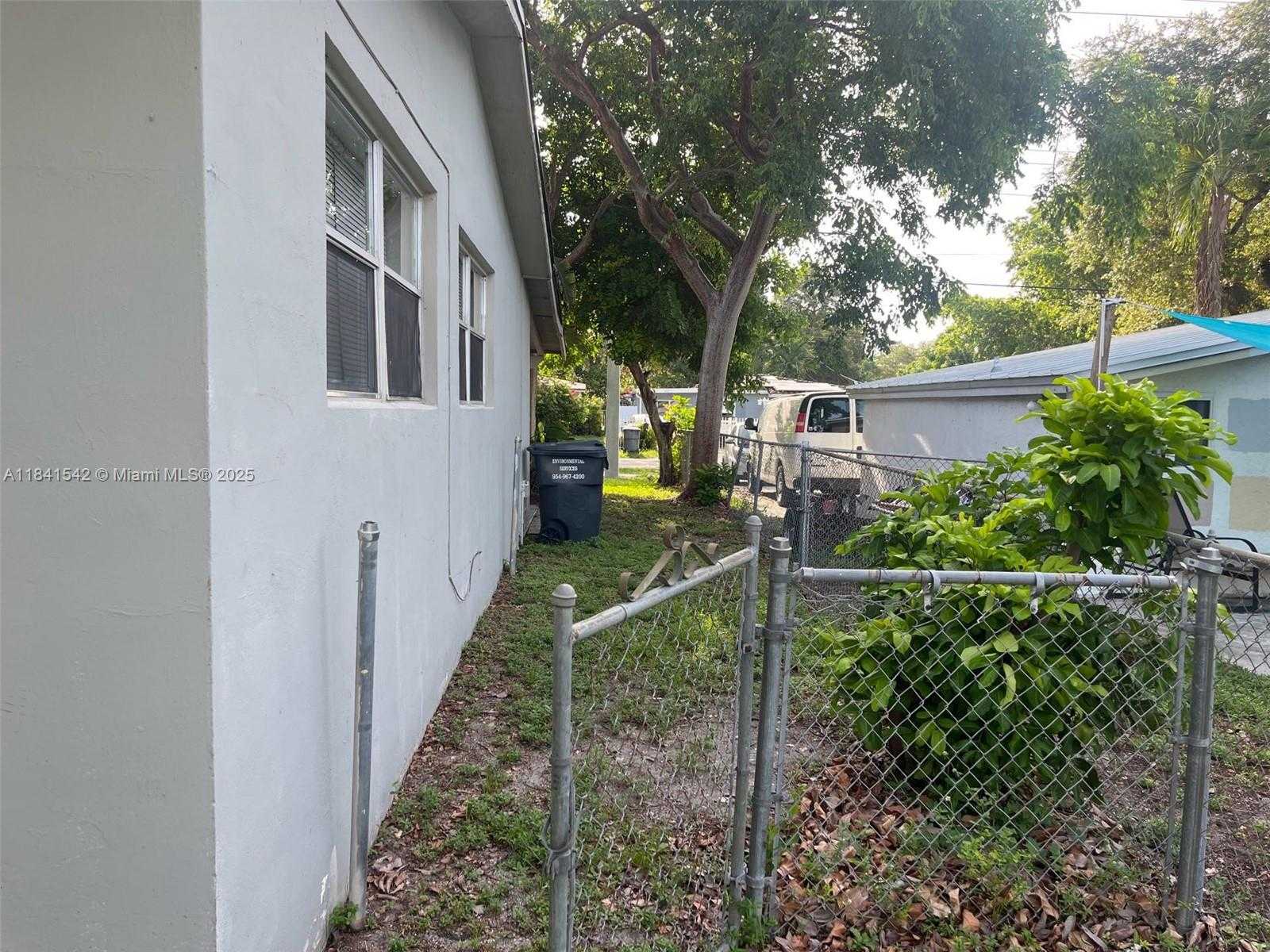 Small Image of 1450 NORTH 64TH AVE, Hollywood Number 34
