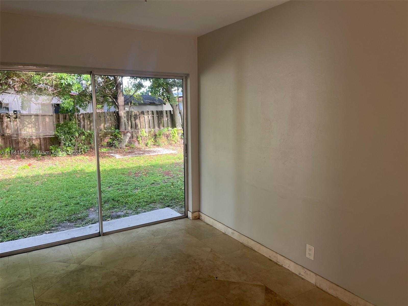 Small Image of 1450 NORTH 64TH AVE, Hollywood Number 7