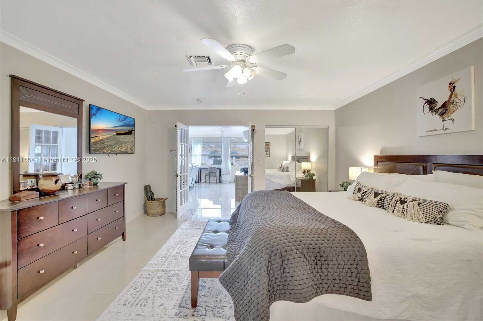 Small Image of 317 NORTH EAST 5TH CT, Dania Beach Number 13