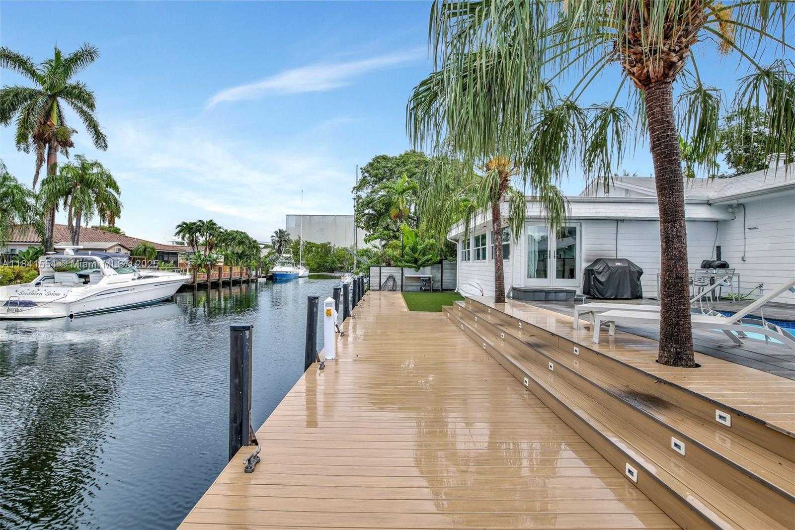 Small Image of 317 NORTH EAST 5TH CT, Dania Beach Number 28