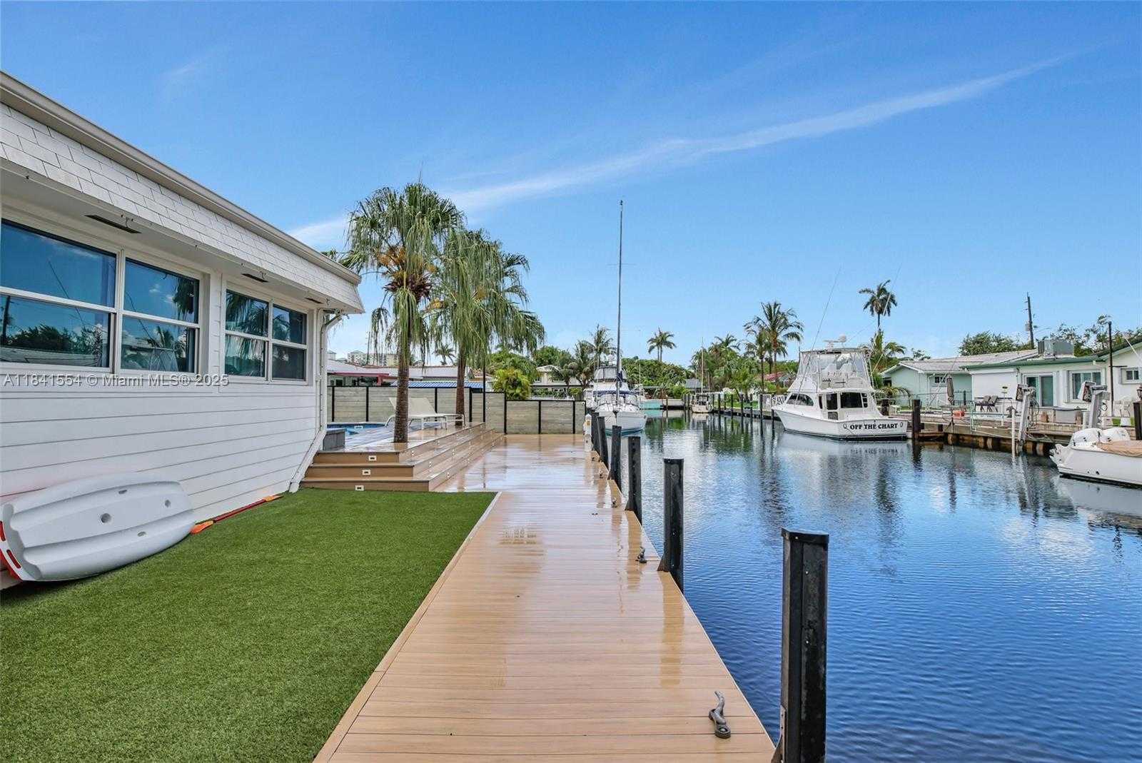 Small Image of 317 NORTH EAST 5TH CT, Dania Beach Number 31