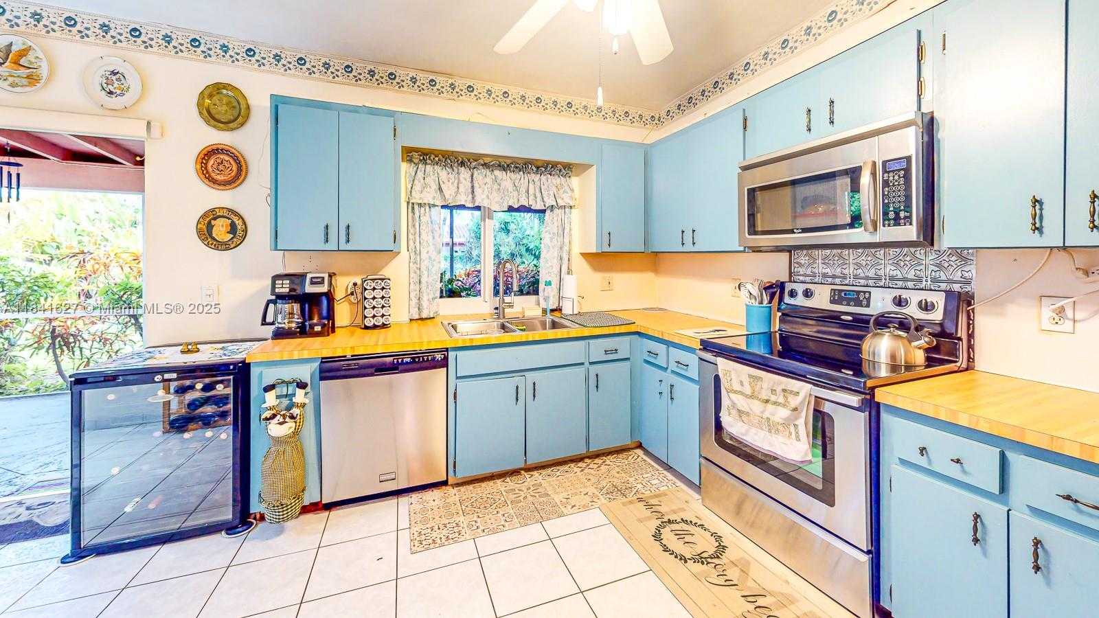 Small Image of 8121 SOUTH WEST 205TH ST, Cutler Bay Number 5