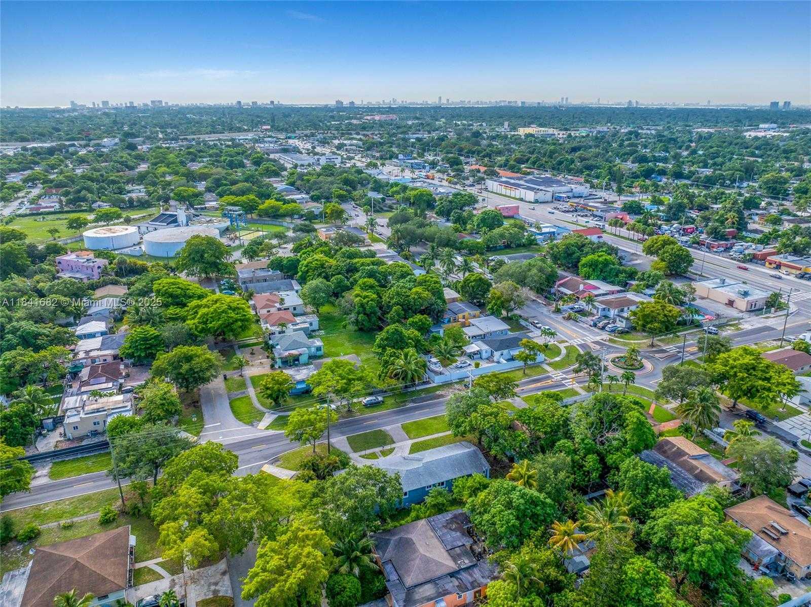 Small Image of 12090 NORTH WEST 12TH AVE, North Miami Number 16