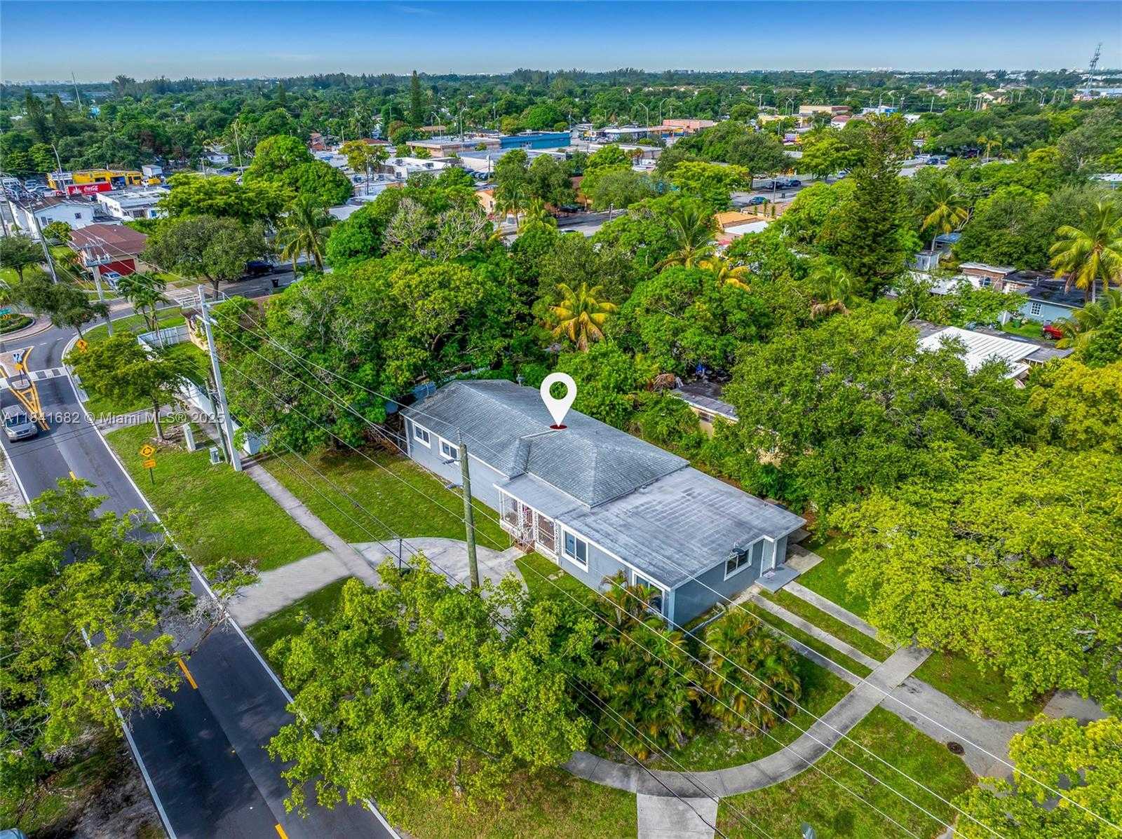 Small Image of 12090 NORTH WEST 12TH AVE, North Miami Number 22