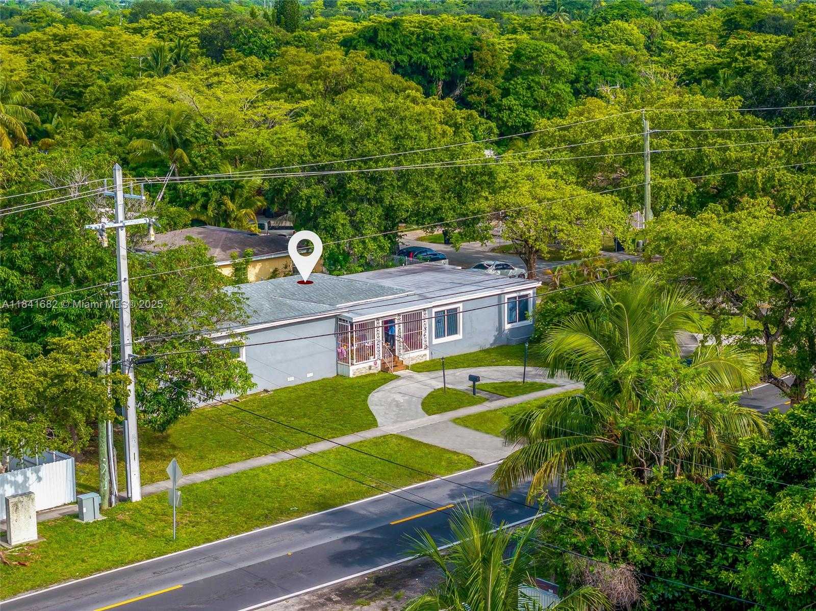 Small Image of 12090 NORTH WEST 12TH AVE, North Miami Number 23