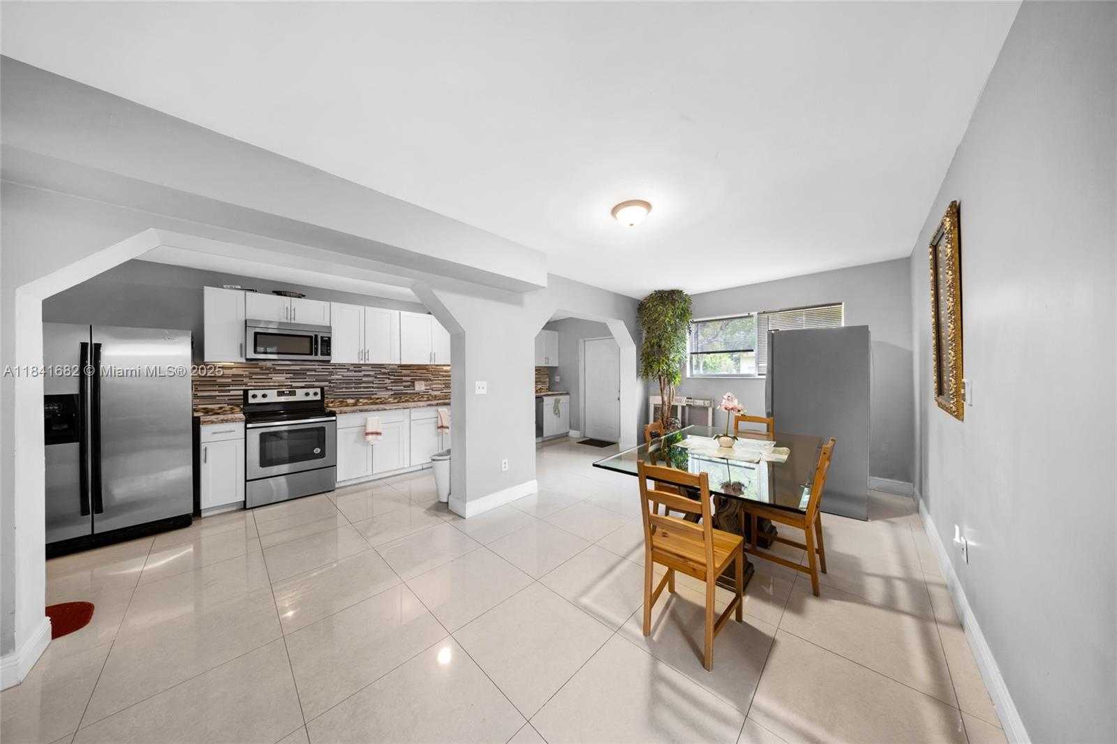 Small Image of 12090 NORTH WEST 12TH AVE, North Miami Number 29