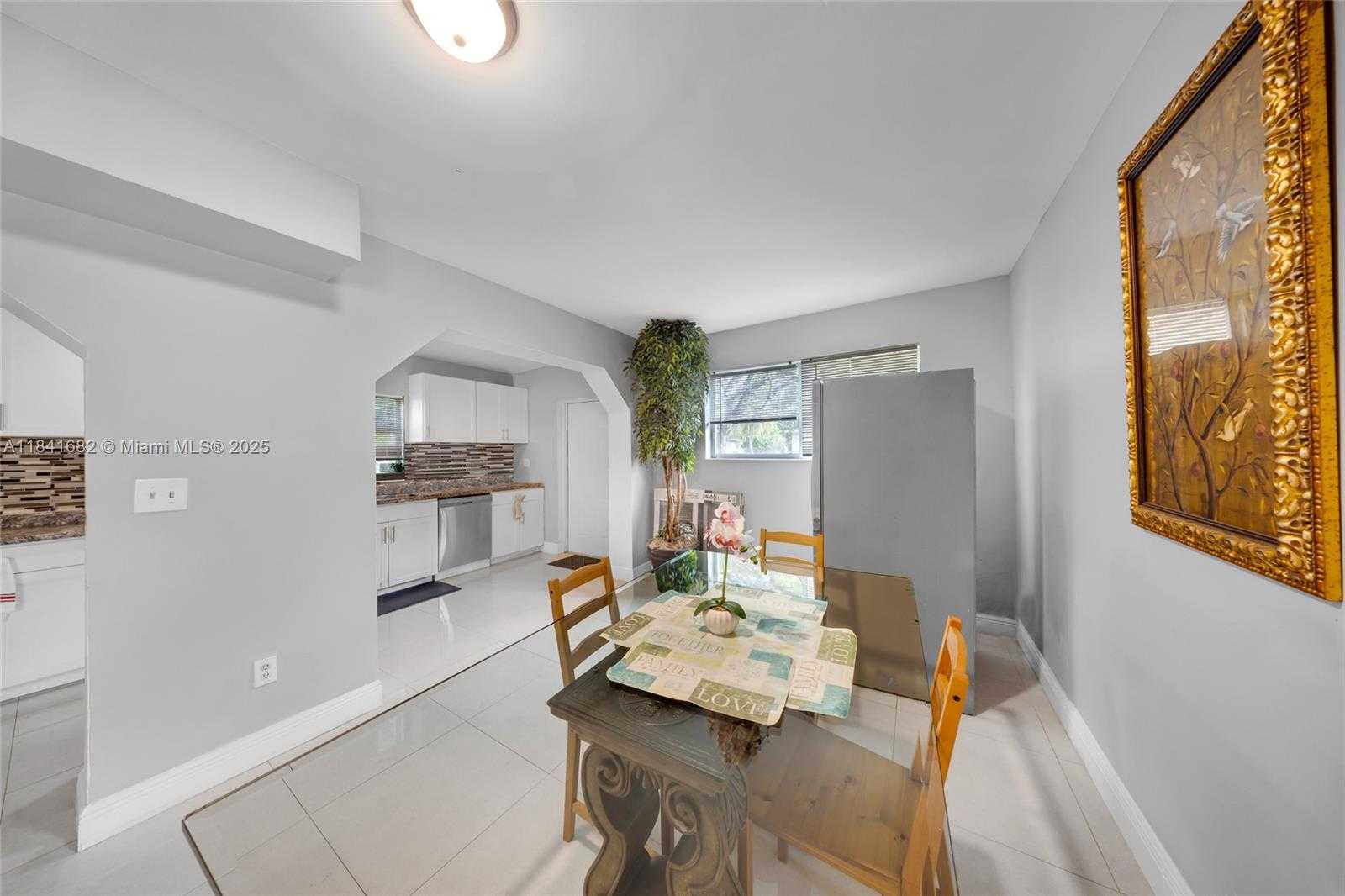 Small Image of 12090 NORTH WEST 12TH AVE, North Miami Number 32