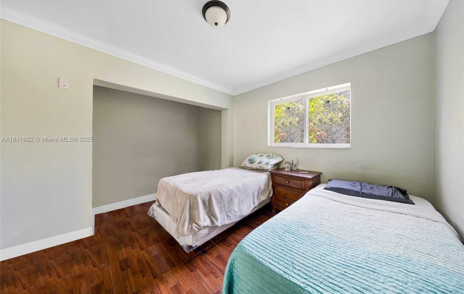 Small Image of 12090 NORTH WEST 12TH AVE, North Miami Number 38