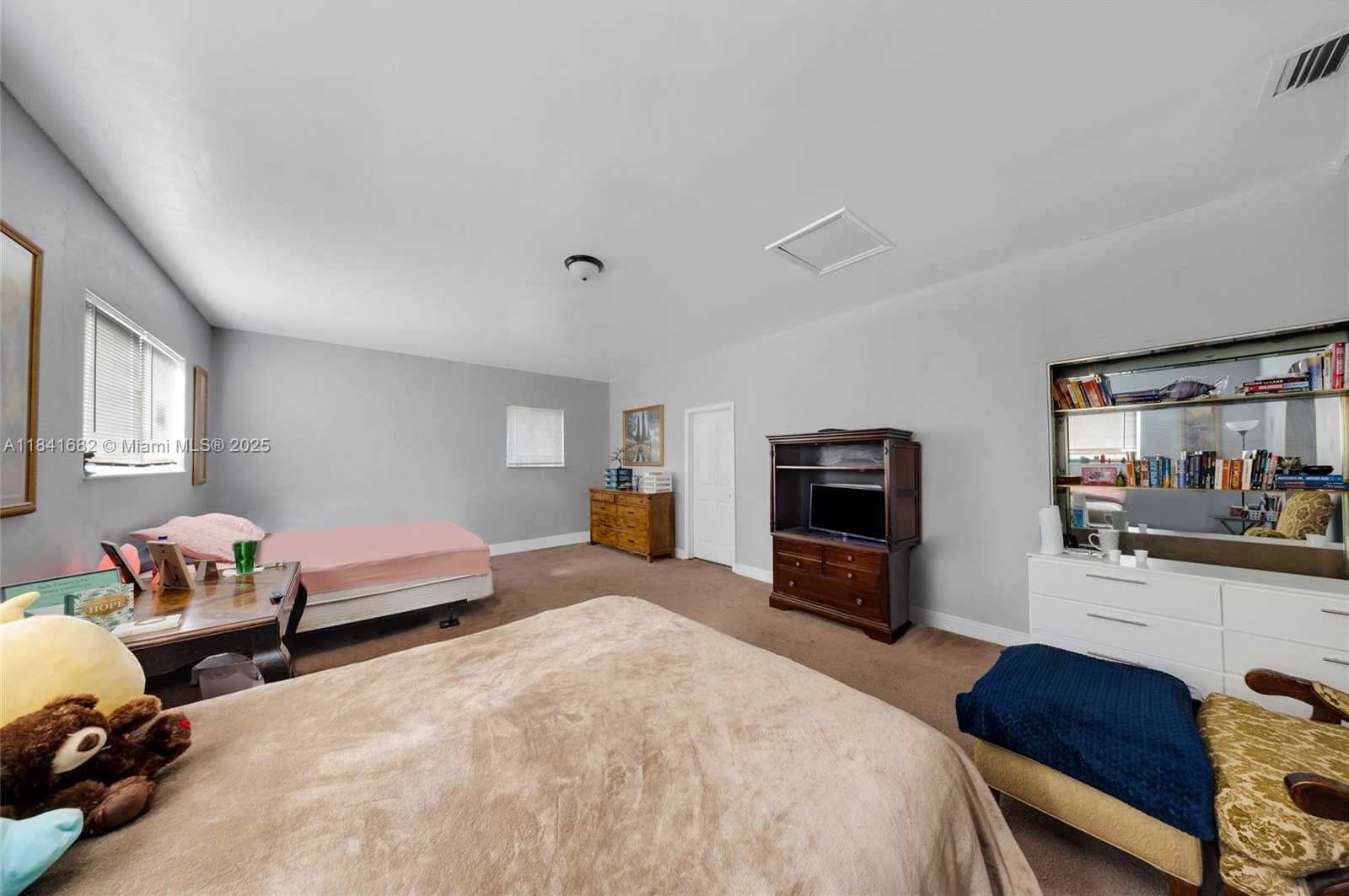 Small Image of 12090 NORTH WEST 12TH AVE, North Miami Number 41