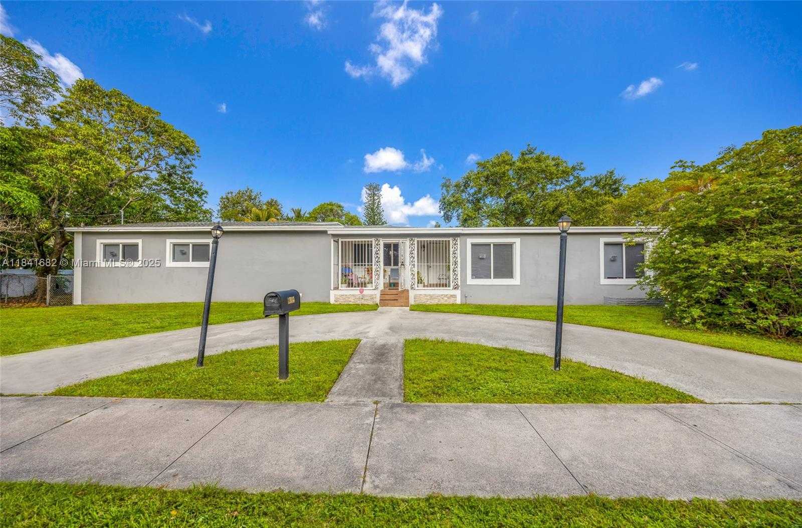 Small Image of 12090 NORTH WEST 12TH AVE, North Miami Number 45