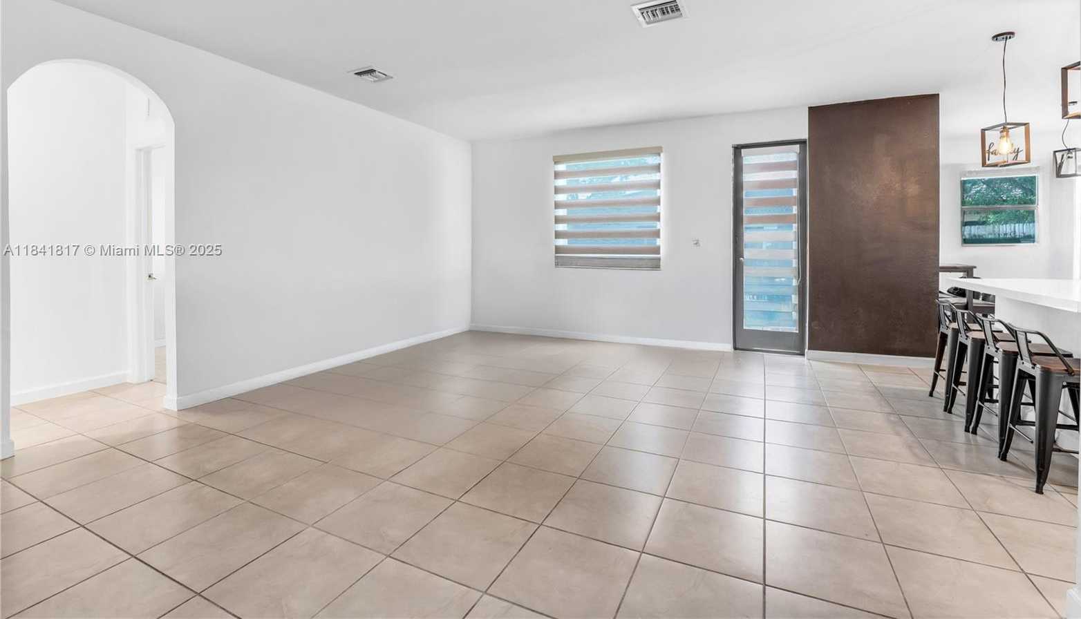 Small Image of 643 SOUTH EAST 37TH TER, Homestead Number 12
