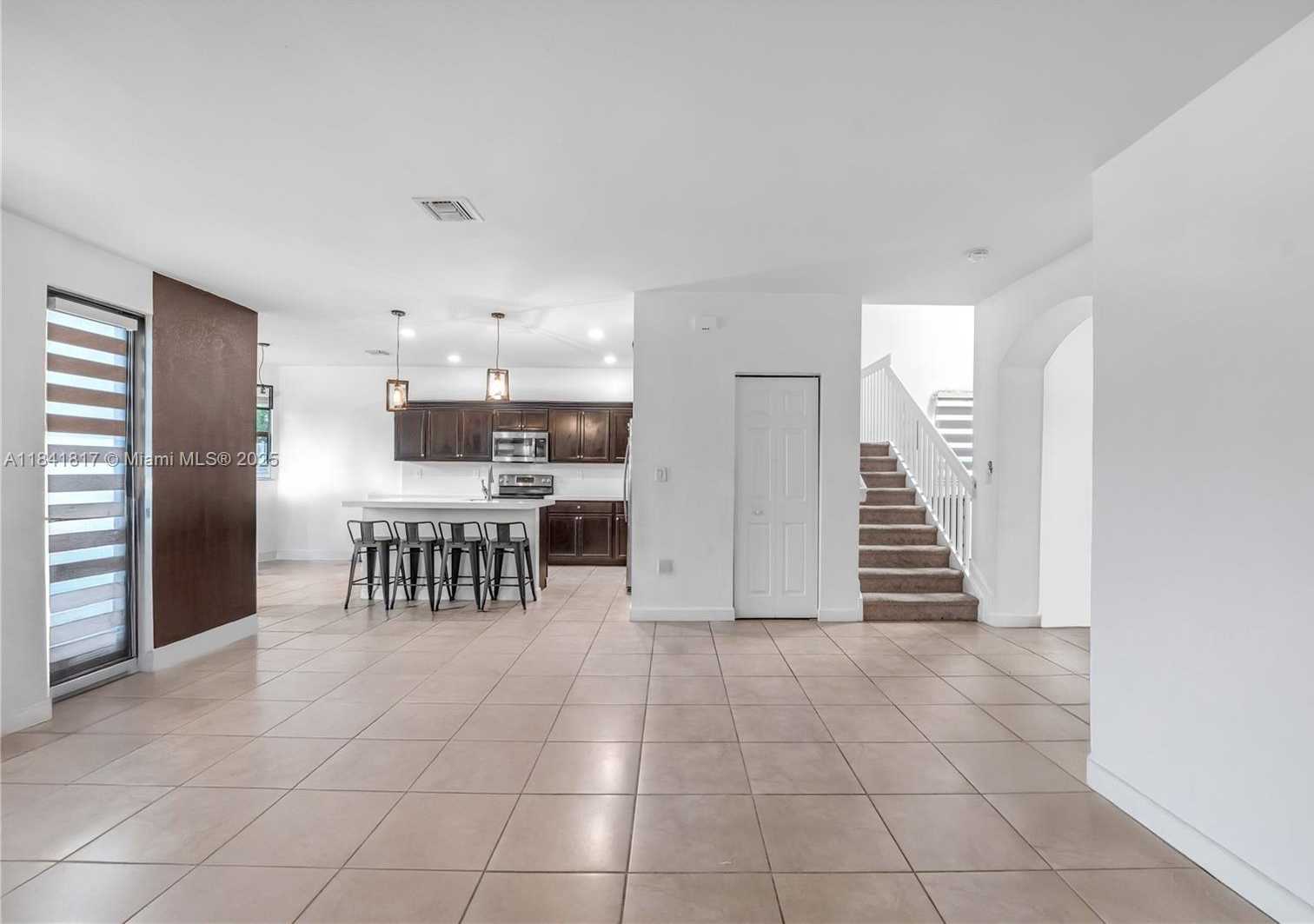 Small Image of 643 SOUTH EAST 37TH TER, Homestead Number 17