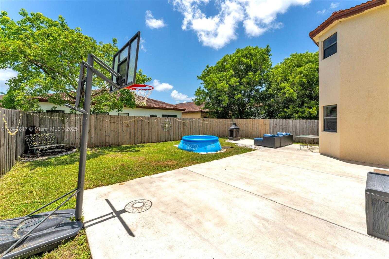 Small Image of 643 SOUTH EAST 37TH TER, Homestead Number 37