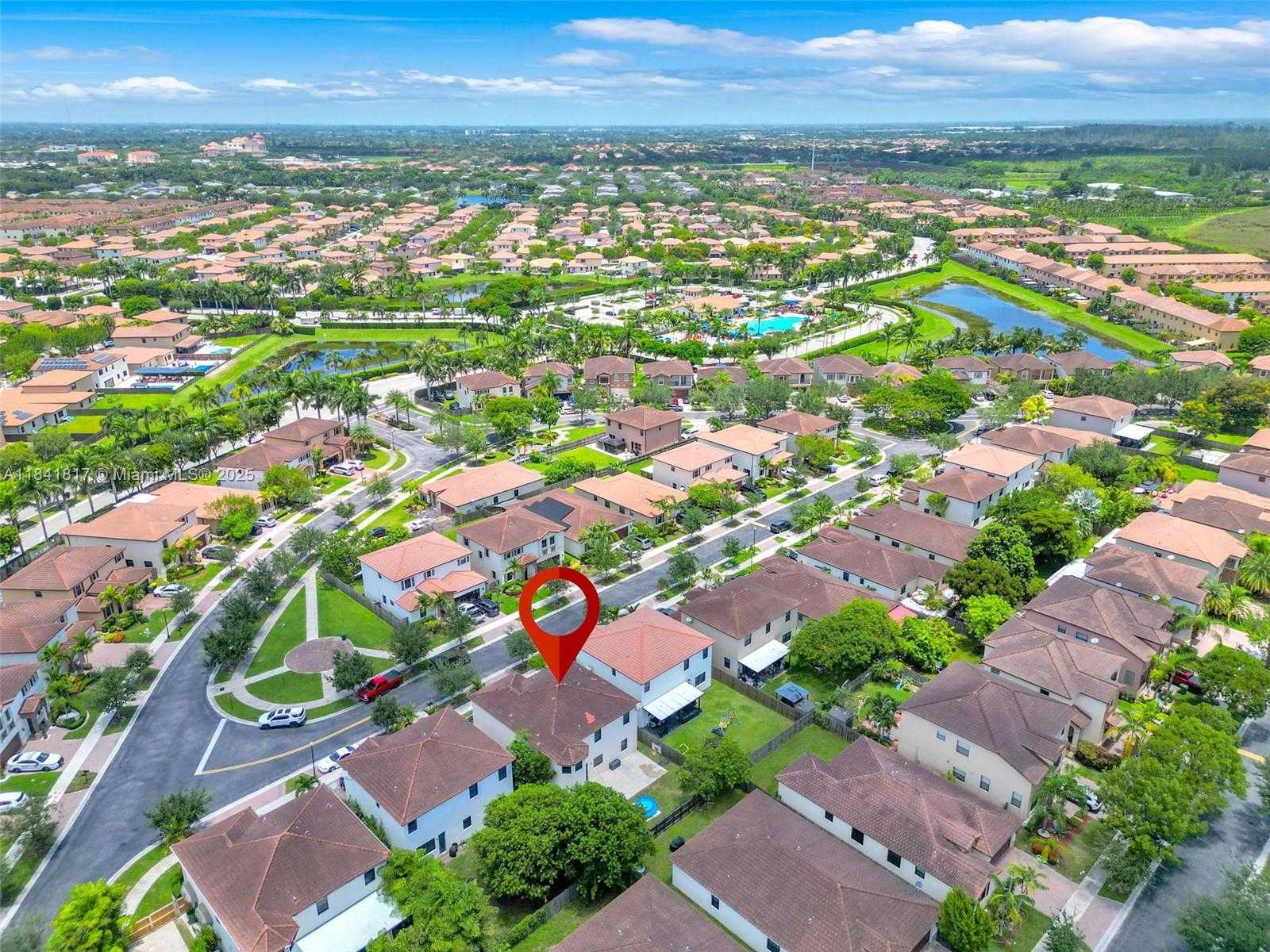 Small Image of 643 SOUTH EAST 37TH TER, Homestead Number 47
