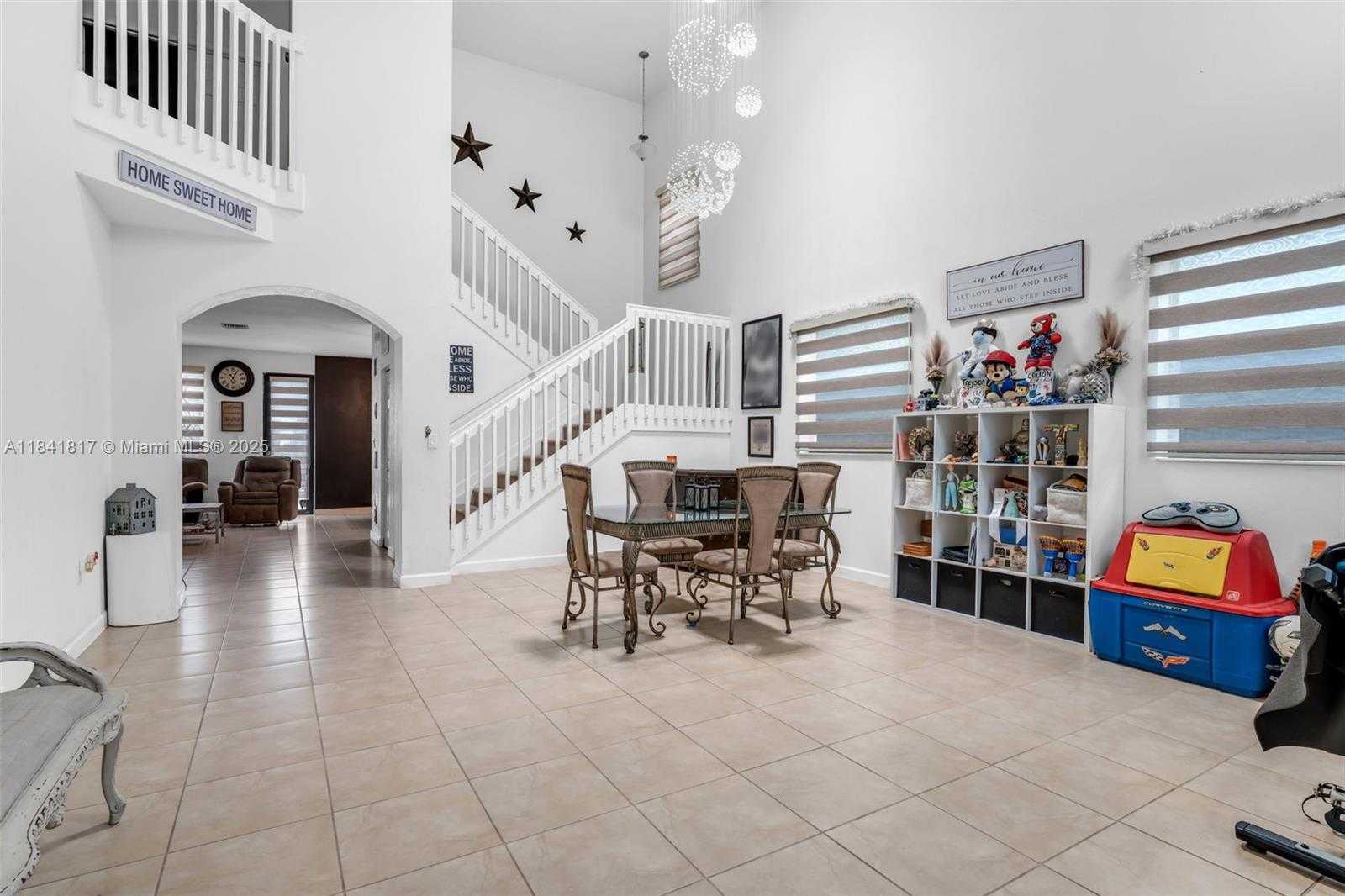Small Image of 643 SOUTH EAST 37TH TER, Homestead Number 5