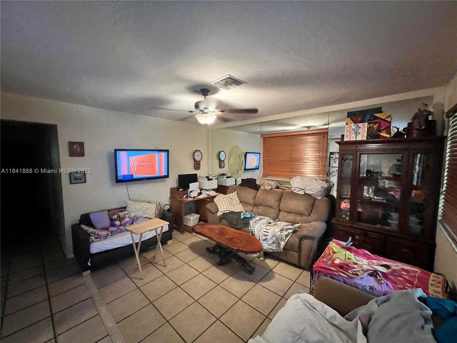 Small Image of 1121 NORTH WEST 43RD ST, Oakland Park Number 3