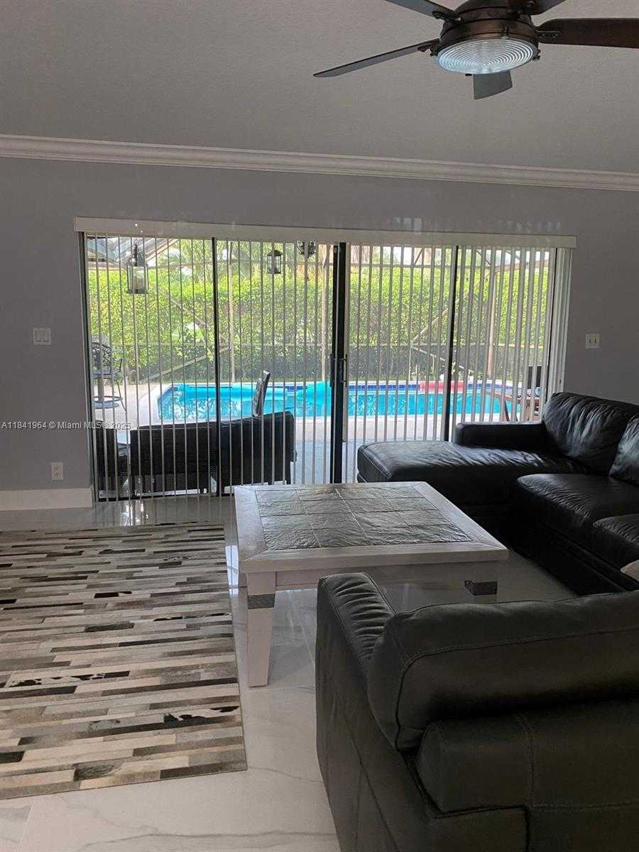 Small Image of 10126 CROSSWIND RD, Boca Raton Number 10