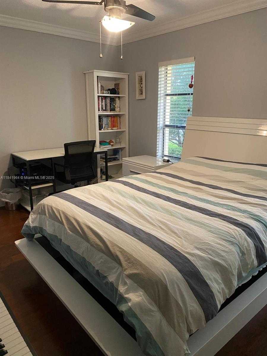 Small Image of 10126 CROSSWIND RD, Boca Raton Number 20