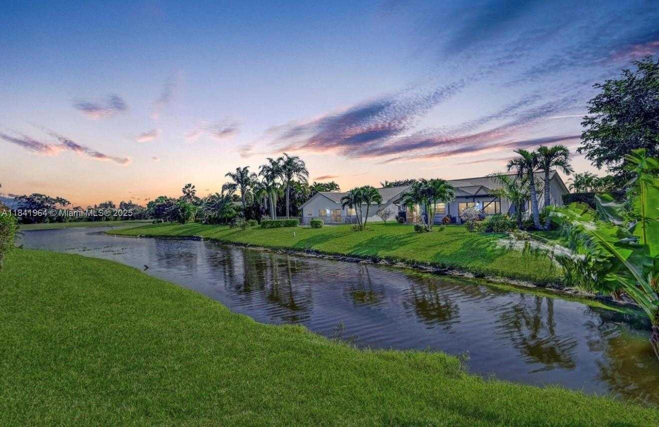 Small Image of 10126 CROSSWIND RD, Boca Raton Number 6