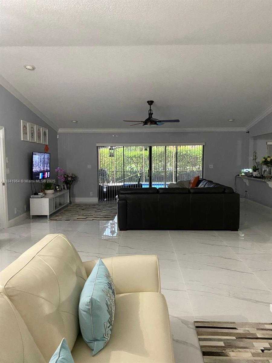 Small Image of 10126 CROSSWIND RD, Boca Raton Number 8