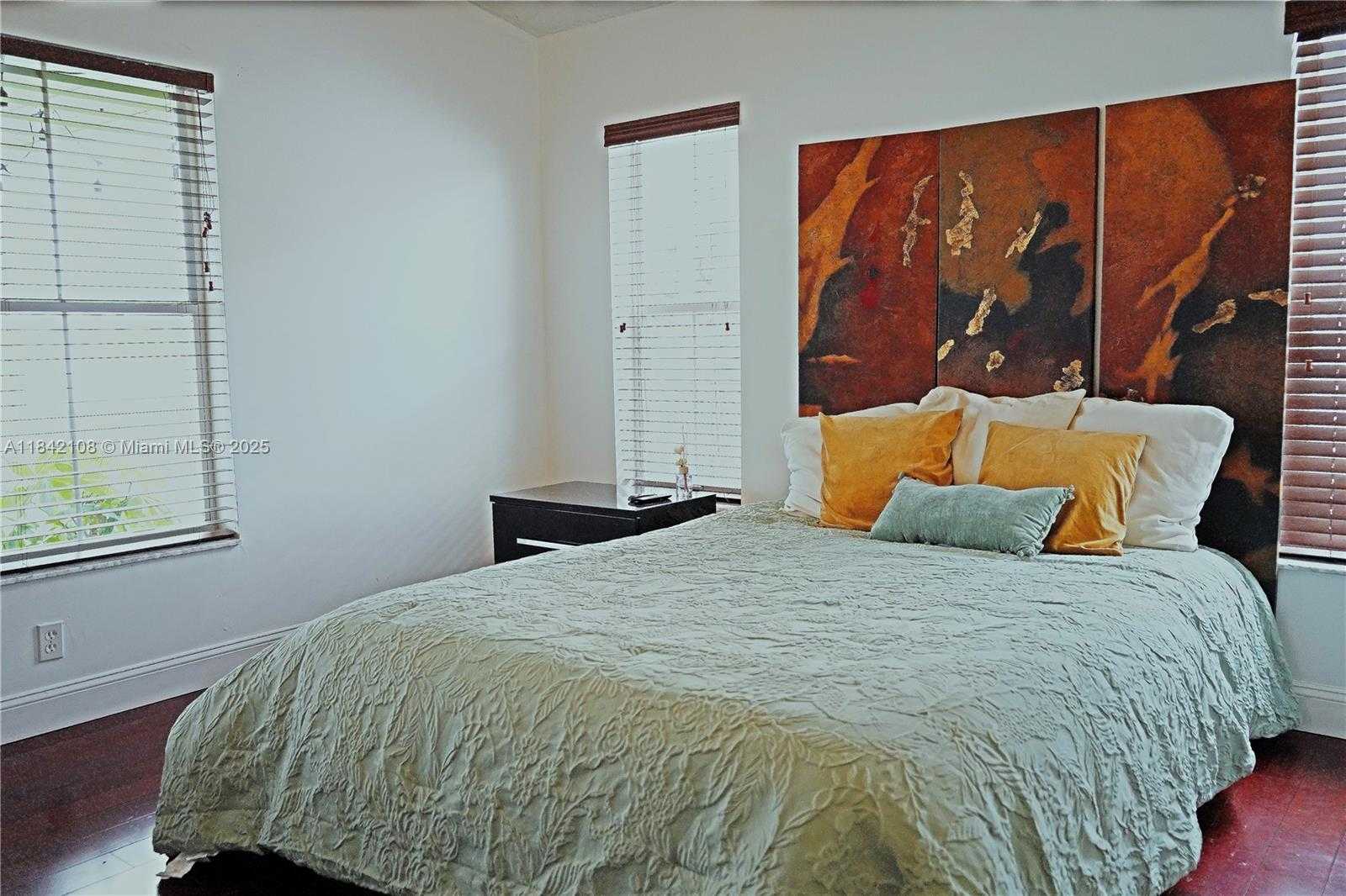 Small Image of 2268 NORTH WEST 208TH WAY, Pembroke Pines Number 11