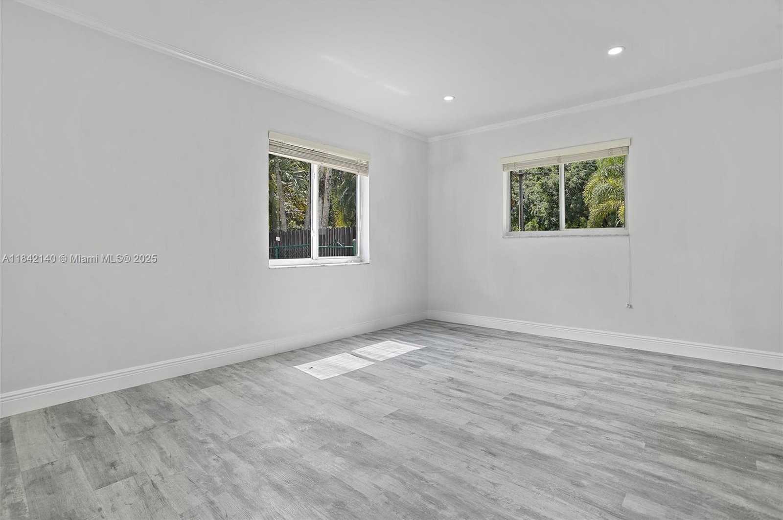 Small Image of 11811 NORTH WEST 5TH CT, Plantation Number 17