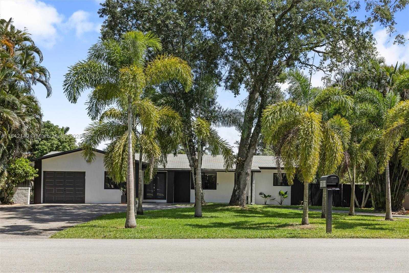 Small Image of 11811 NORTH WEST 5TH CT, Plantation Number 2