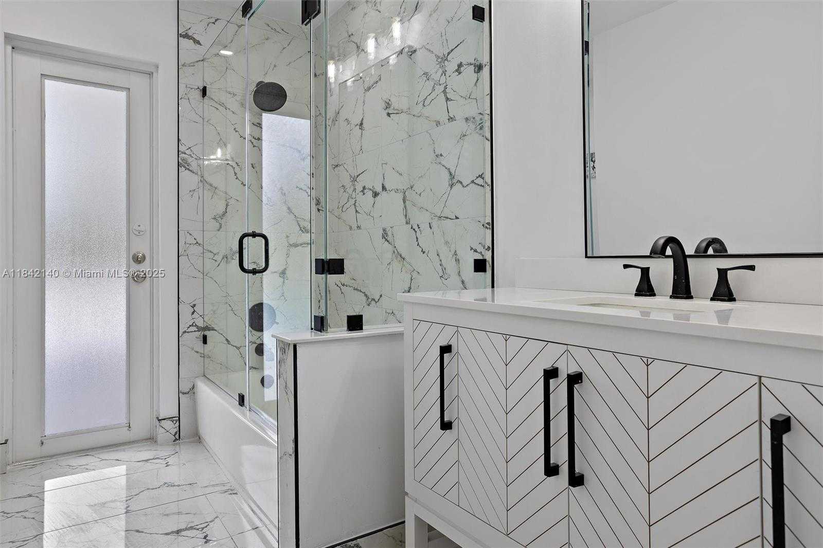 Small Image of 11811 NORTH WEST 5TH CT, Plantation Number 25