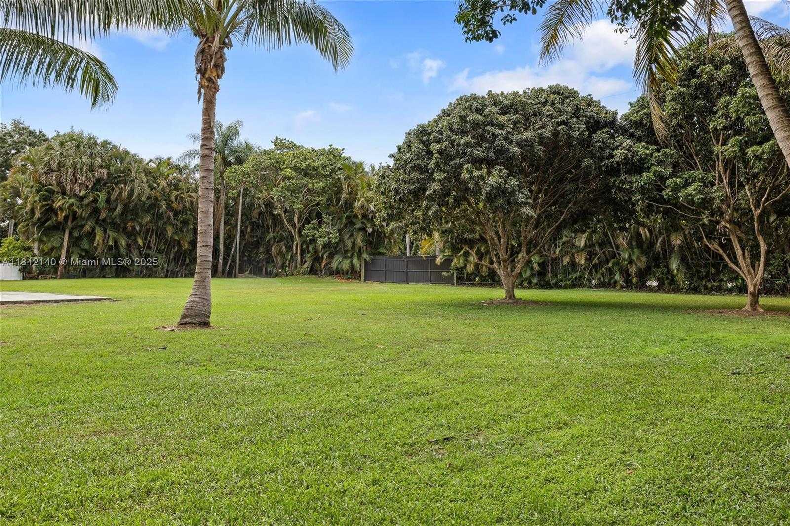 Small Image of 11811 NORTH WEST 5TH CT, Plantation Number 39