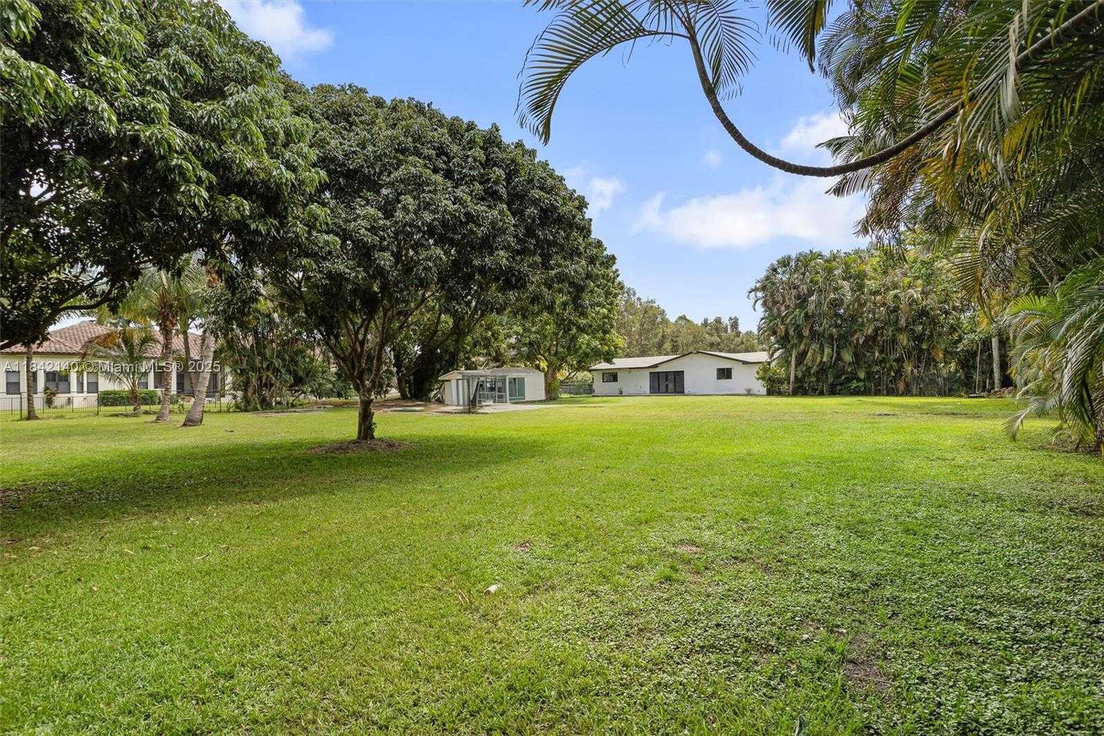 Small Image of 11811 NORTH WEST 5TH CT, Plantation Number 40