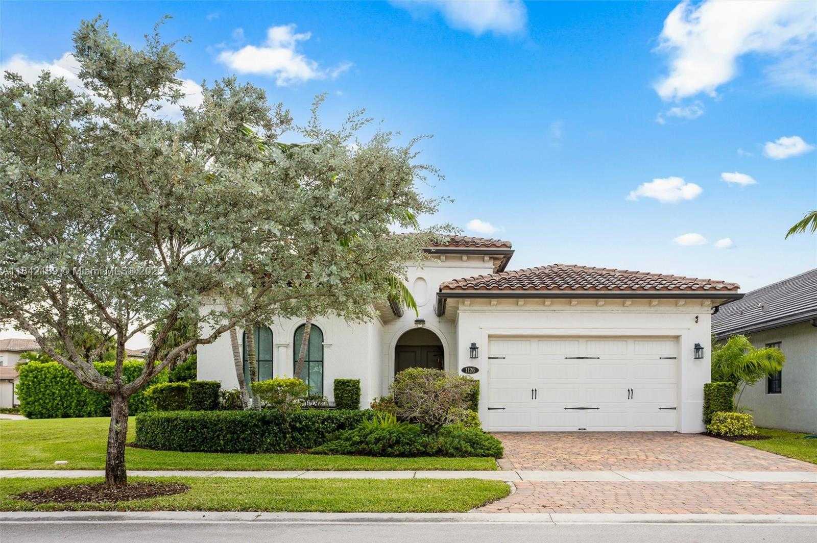 Small Image of 1126 SOUTH WEST 113TH WAY, Pembroke Pines Number 2