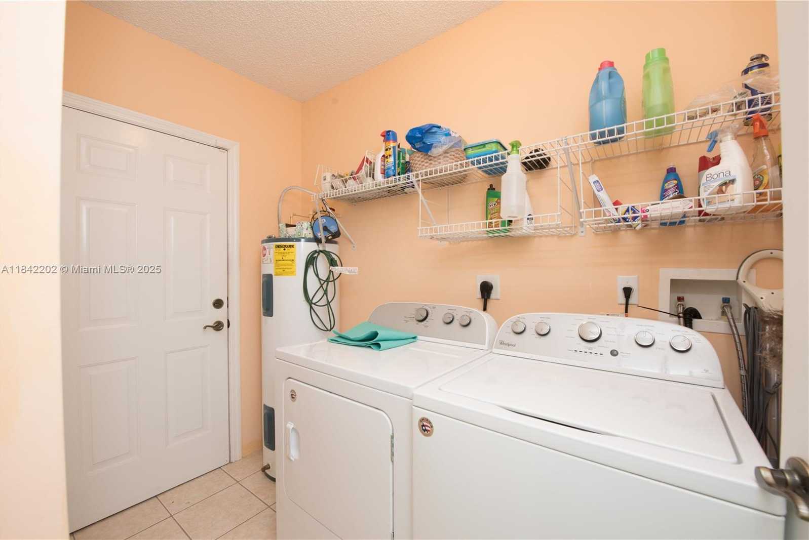 Small Image of 460 SOUTH EAST 24TH DR, Homestead Number 18