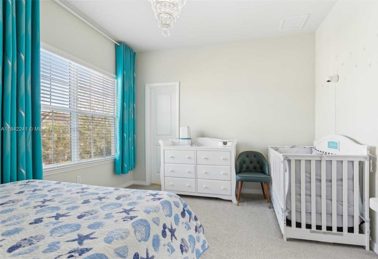 Small Image of 1402 MYRTLE OAK TER, Hollywood Number 36