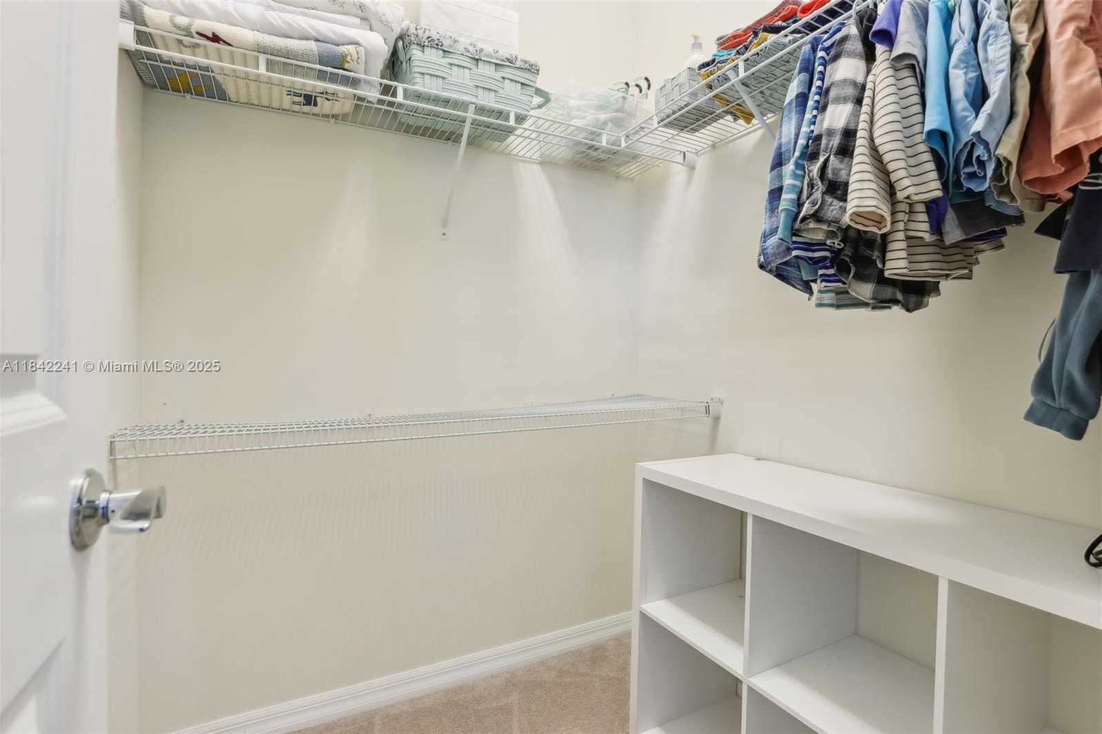 Small Image of 1402 MYRTLE OAK TER, Hollywood Number 40