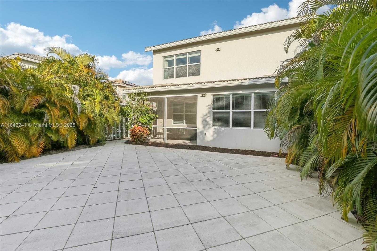 Small Image of 1402 MYRTLE OAK TER, Hollywood Number 45