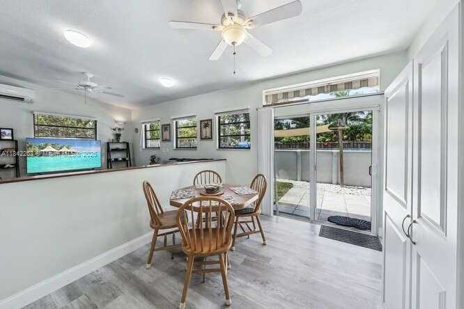 Small Image of 3309 SOUTH WEST 16TH ST, Fort Lauderdale Number 11