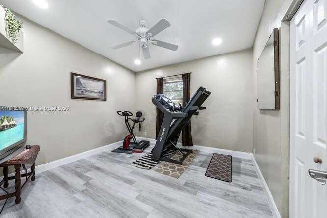 Small Image of 3309 SOUTH WEST 16TH ST, Fort Lauderdale Number 19