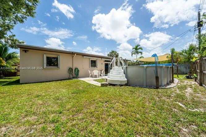 Small Image of 3309 SOUTH WEST 16TH ST, Fort Lauderdale Number 27