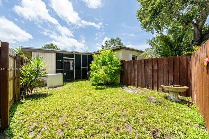 Small Image of 3309 SOUTH WEST 16TH ST, Fort Lauderdale Number 31