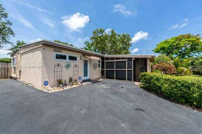 Small Image of 3309 SOUTH WEST 16TH ST, Fort Lauderdale Number 34