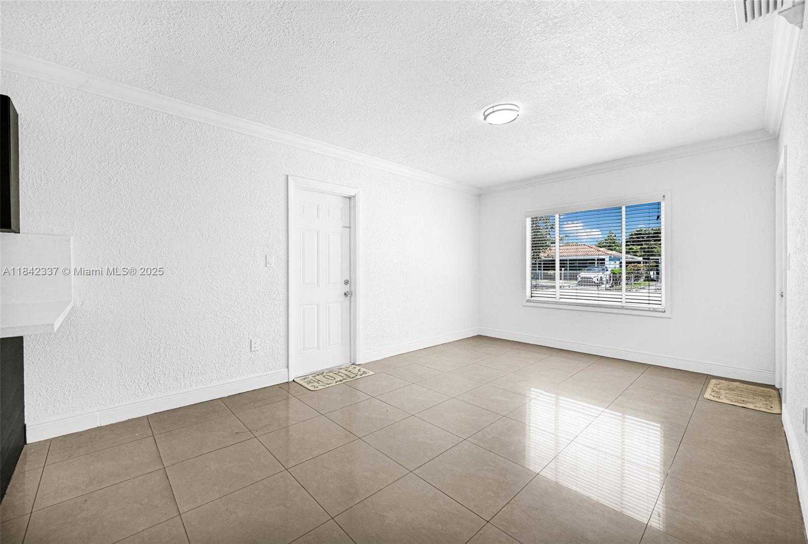 Small Image of 840 NORTH EAST 4TH PL, Hialeah Number 20