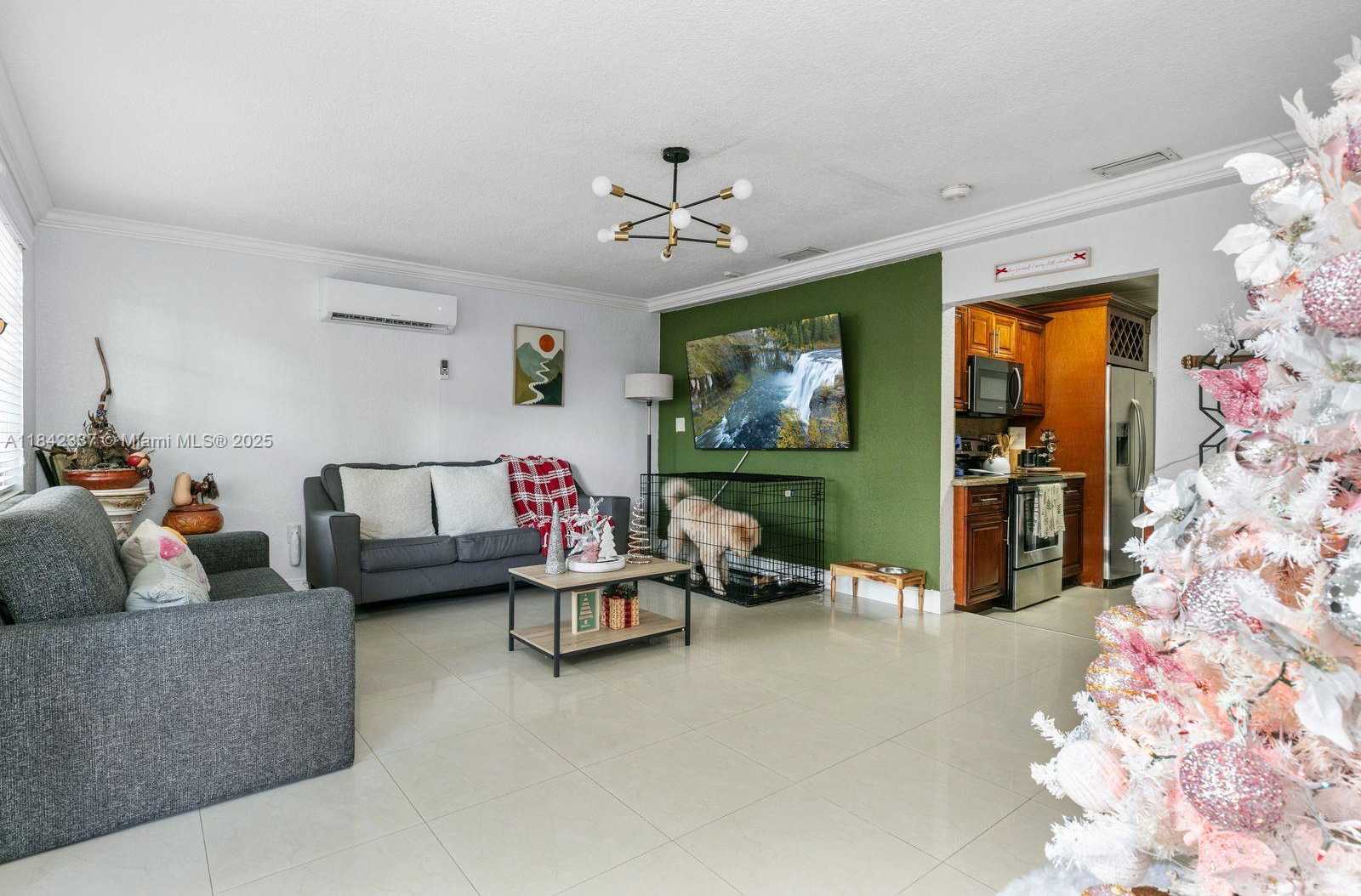 Small Image of 840 NORTH EAST 4TH PL, Hialeah Number 38