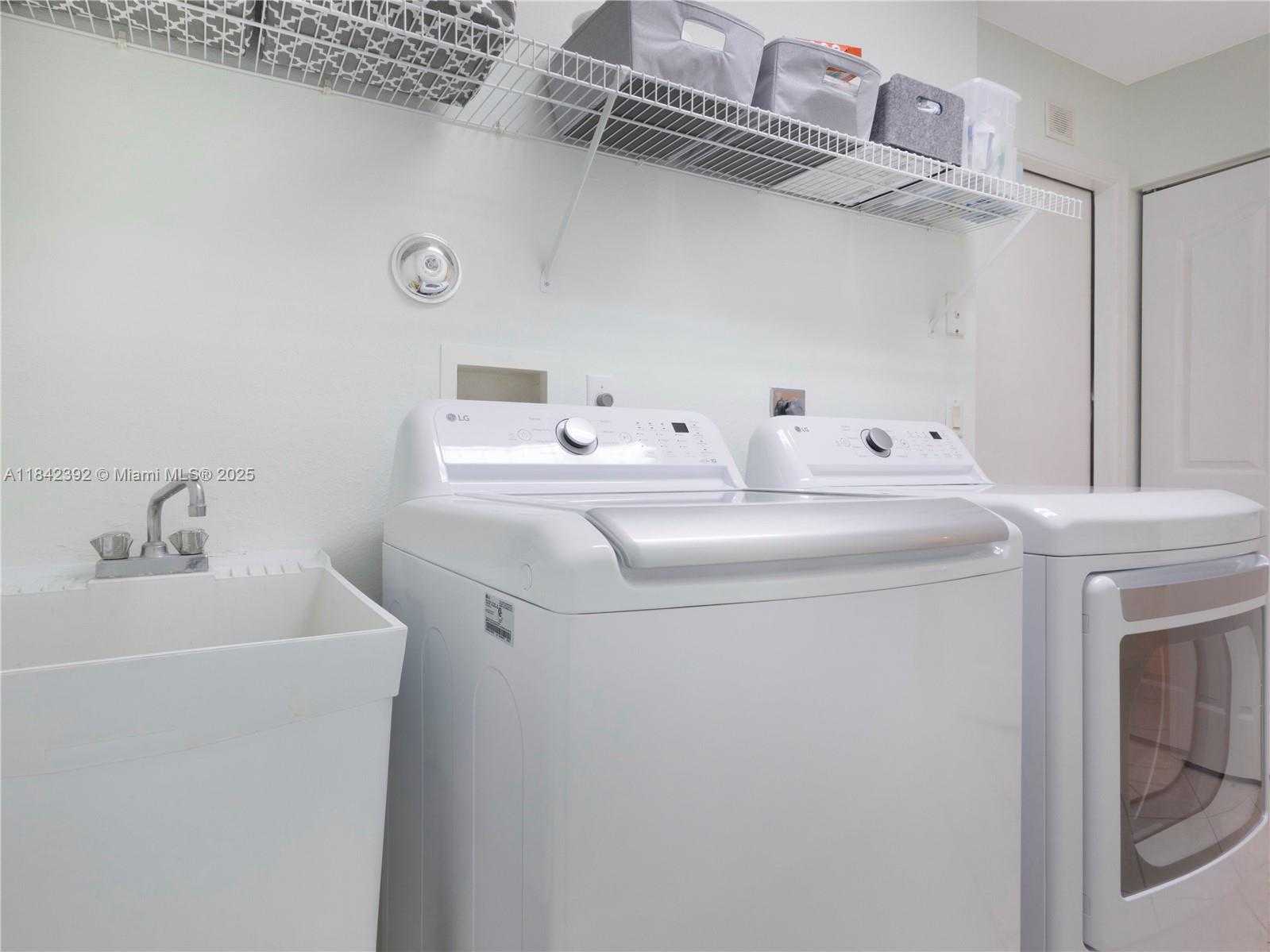 Small Image of 2549 EGRET LAKE DR, Green Acres Number 38