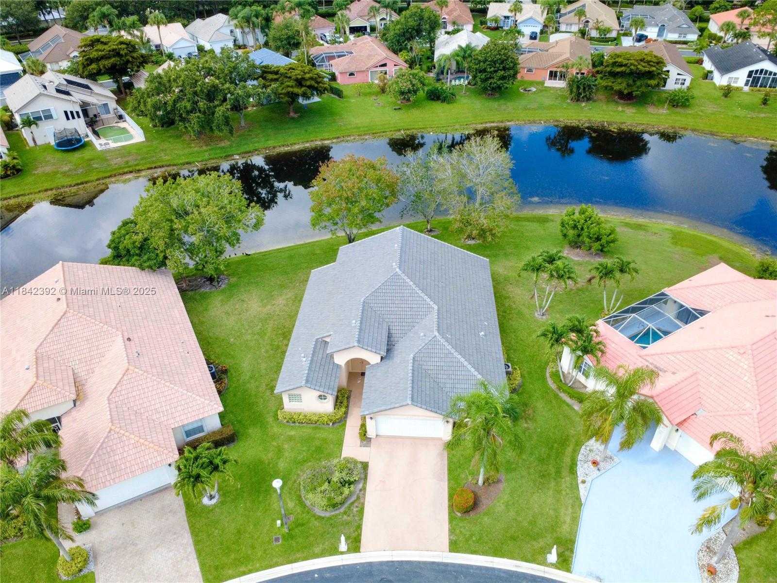 Small Image of 2549 EGRET LAKE DR, Green Acres Number 41