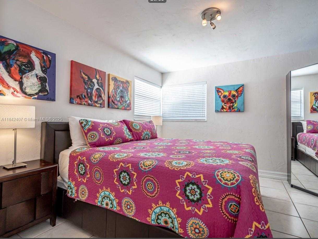 Small Image of 906 NORTH 13TH AVE, Hollywood Number 10