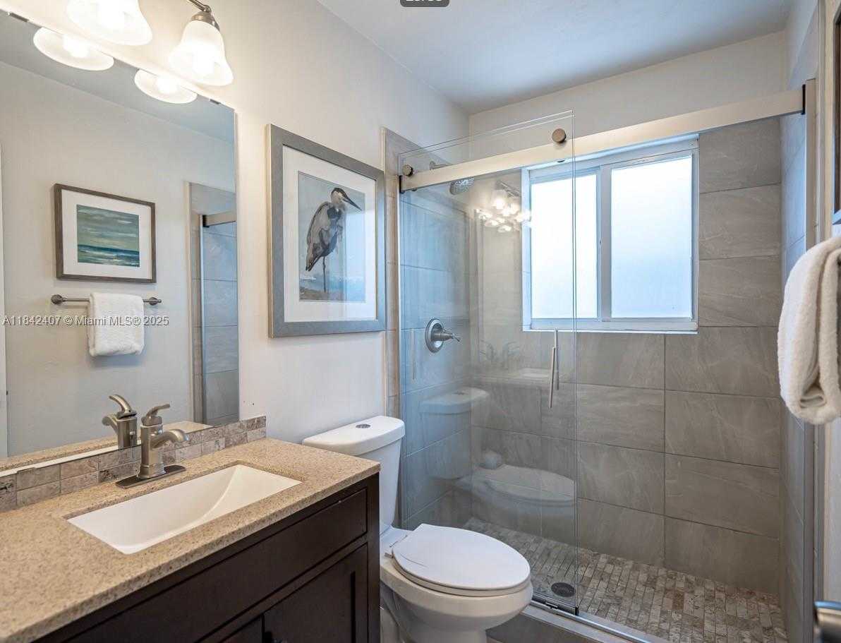Small Image of 906 NORTH 13TH AVE, Hollywood Number 16