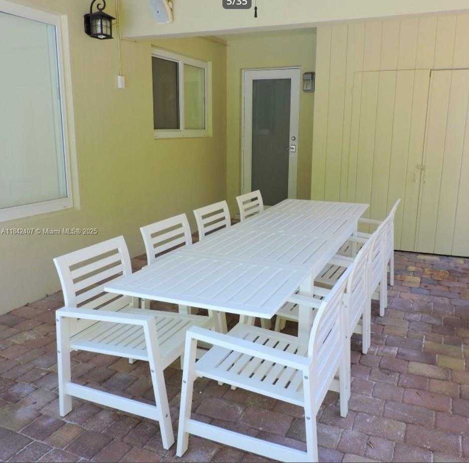 Small Image of 906 NORTH 13TH AVE, Hollywood Number 7