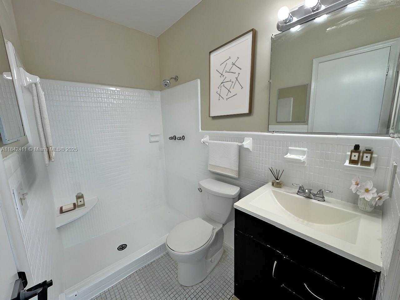Small Image of 2030 NORTH 54TH AVE, Hollywood Number 13